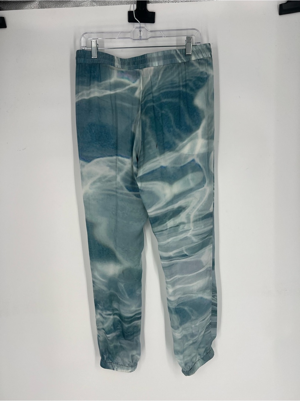 Biya Johnny Was Alura 100% Silk Satin Blue Teal Watercolor Jogger Pants S NWT - Picture 8 of 9